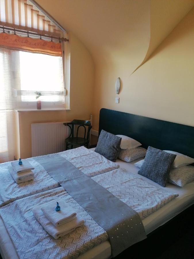Bianco Apartamento Sopron Exterior foto
